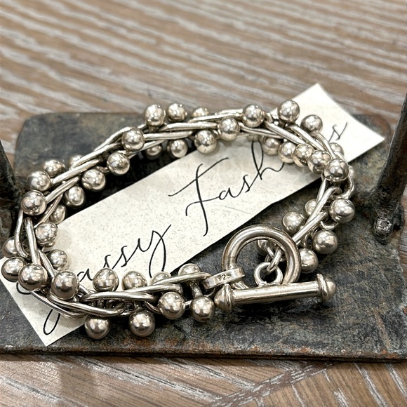 B0523 Heavy Sterling Silver Silpada Toggle Bracelet